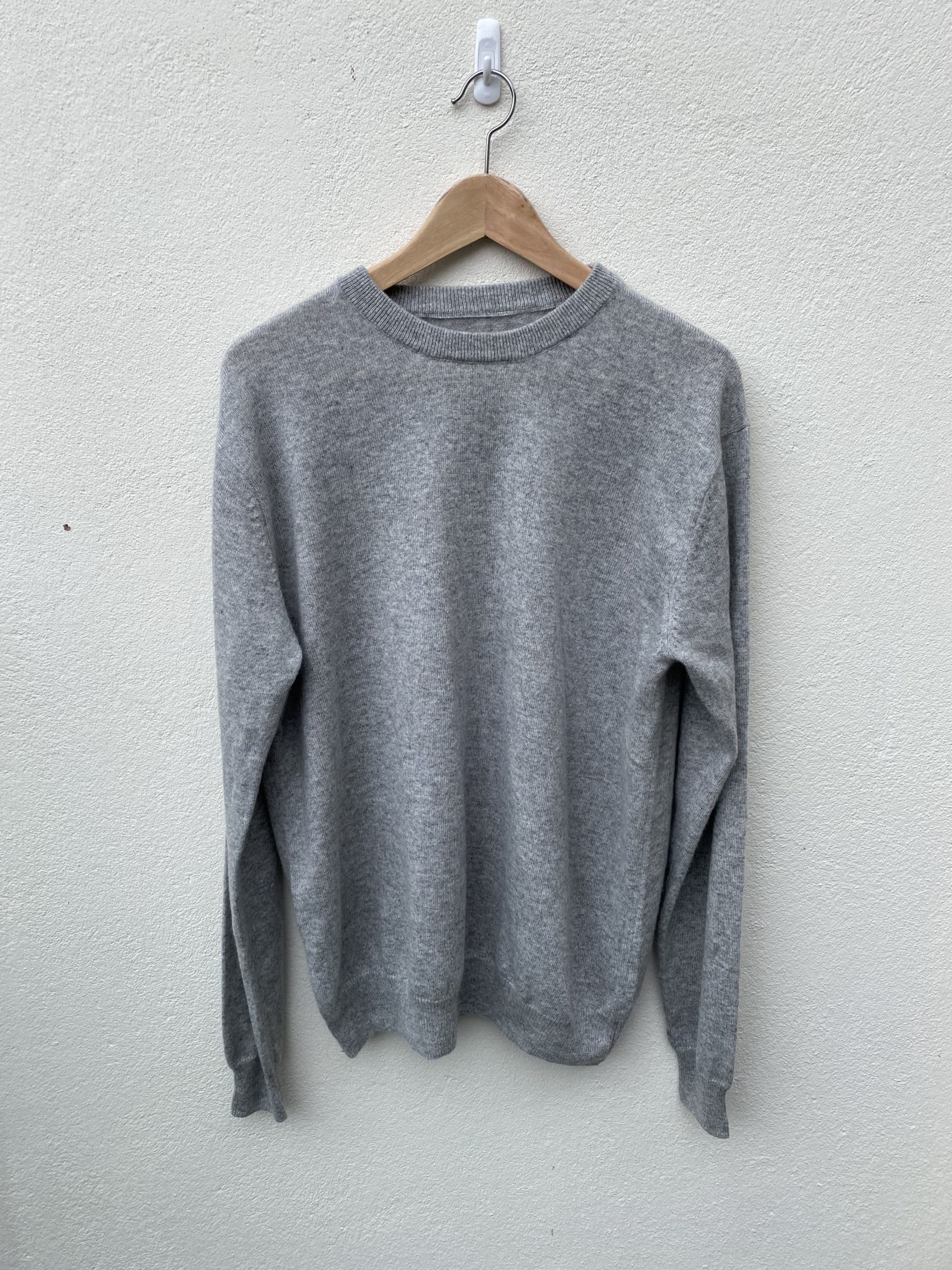 MEN’S CASHMERE SWEATER - Lonely Goat Cashmere